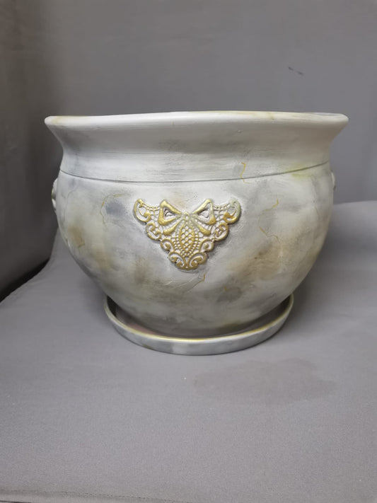 GHIVEGI GARDEN PICTAT