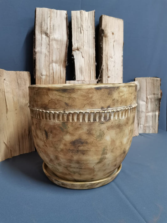 GHIVEGI GARDEN PICTAT